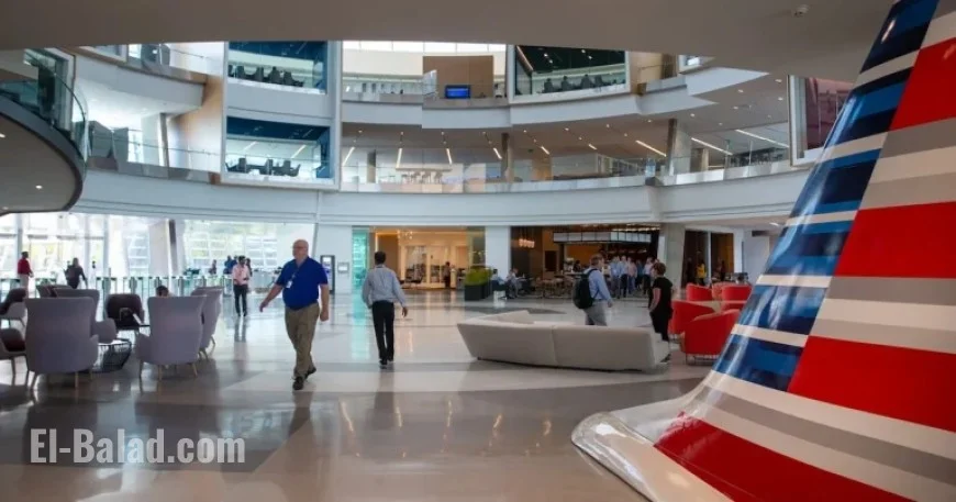 American Airlines Cuts Management Jobs