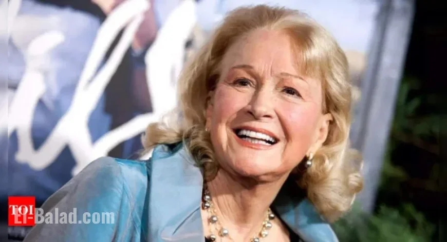 Oscar-Nominated Actress Diane Ladd Dies at 89: Details Unveiled