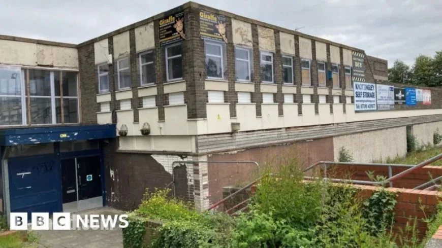 Former Kellingley Social Club Demolition Commences