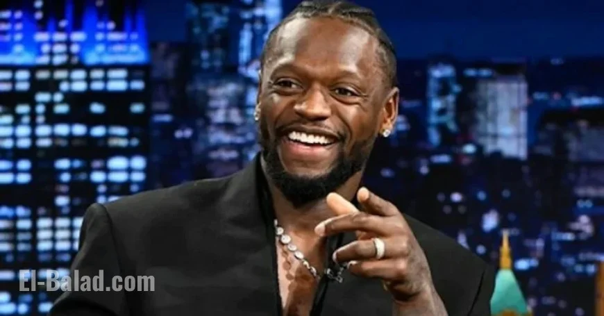 Julius Randle Gifts Jimmy Fallon a Timberwolves Jersey