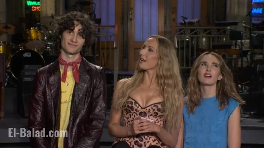 Chloe Fineman and Nikki Glaser Unite for Dynamic On-Stage Promos