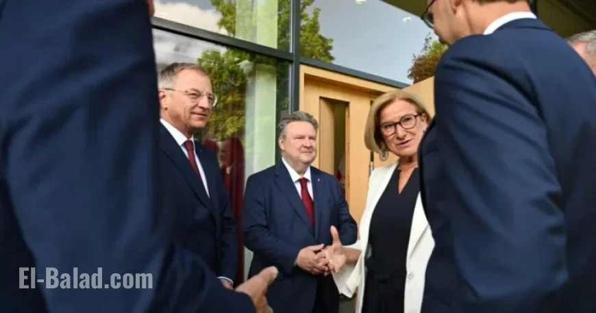 Politician Salaries Increase Exclusively in Upper Austria