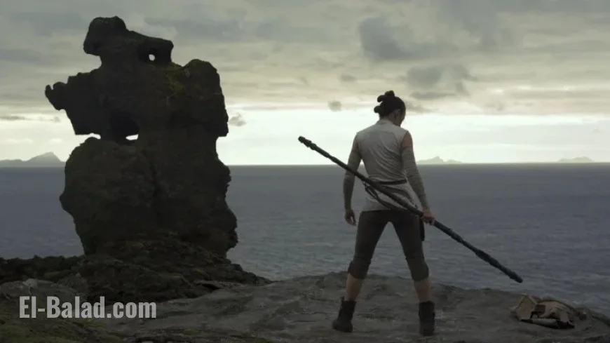 Star Wars: The Last Jedi (2017) Unveils Epic Episode VIII