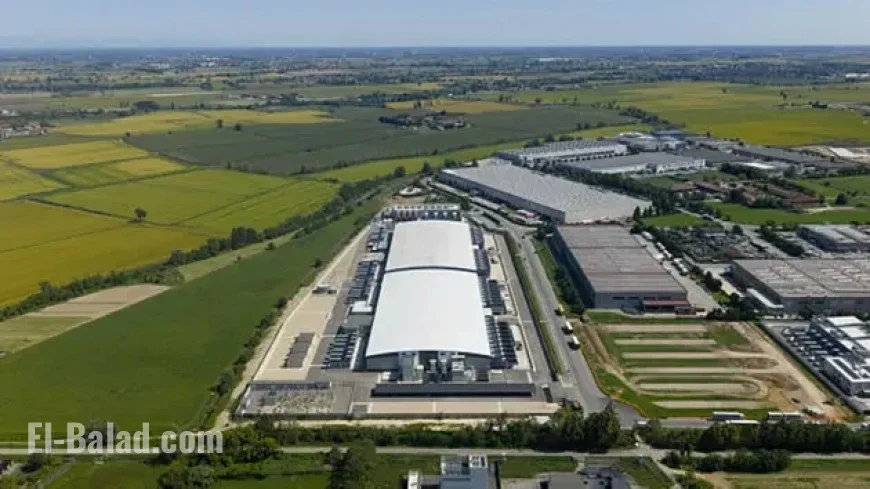 BofA Recommends Shorting Hyperscaler Bonds Over Stocks (NASDAQ:AMZN)