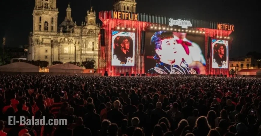 Massive Crowd Gathers in Mexico City for Juan Gabriel Tribute