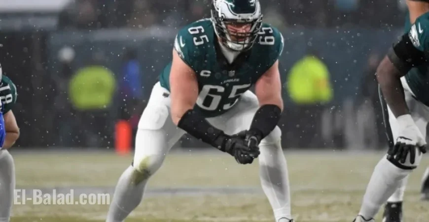 Eagles’ Lane Johnson Injured: Right Tackle Limps Off Field