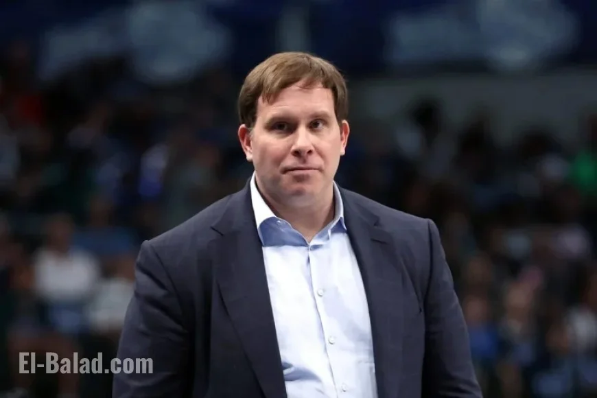 Mavs Owner Apologizes to Teen Fan in Luka Lakers Jersey Over Trade