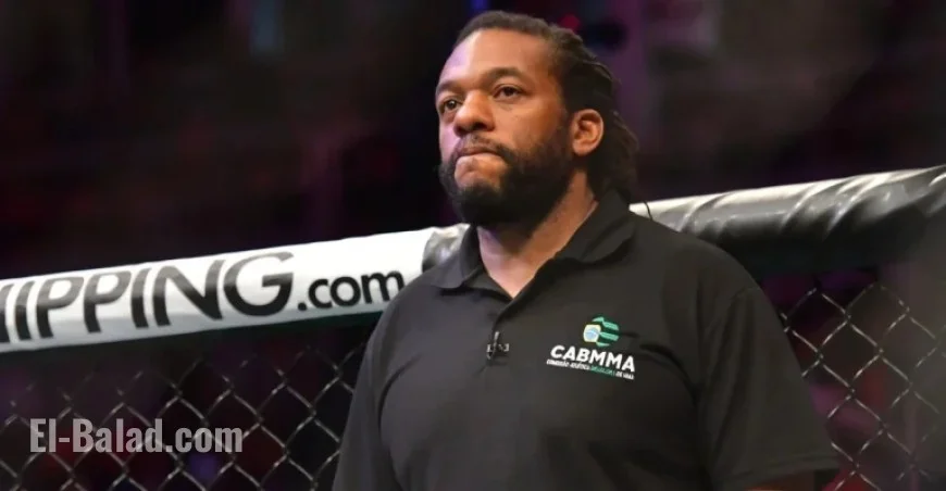 Herb Dean Discusses Eye Poke Rule Changes, Praises Sean Strickland as Gold Standard