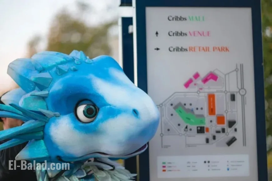 Tom Fletcher’s Christmasaurus Arrives at Cribbs