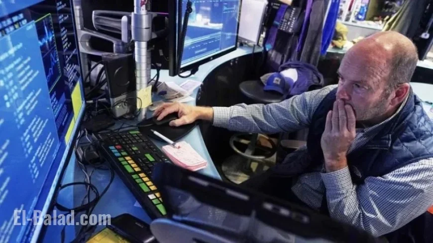 Dow Drops 650 Points as Tech Stocks Slide on Lower Fed Rate Cut Hopes