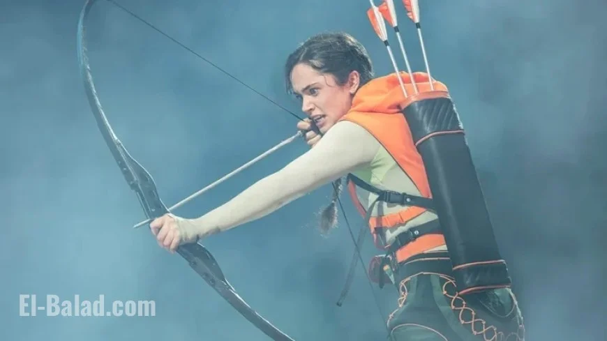 “Director Builds Arena, Finds Katniss for Hunger Games on Broadway”