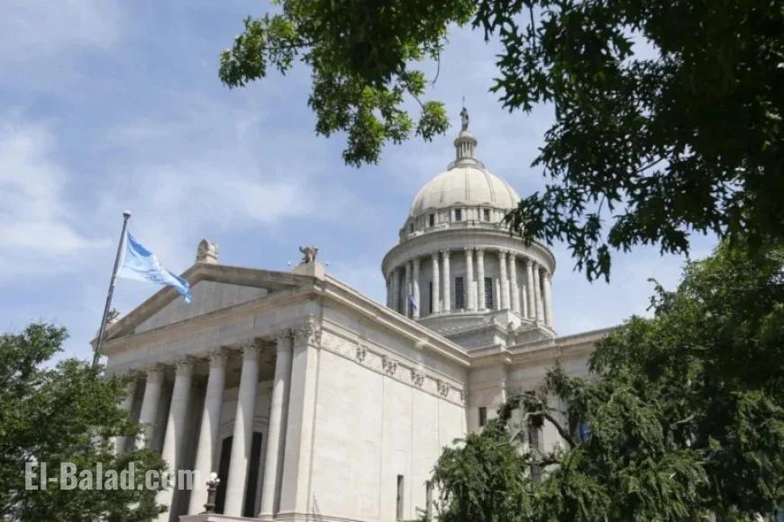 Oklahoma Governor Halts Inmate’s Execution Moments Before Lethal Injection