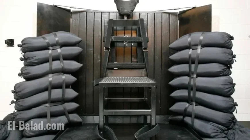 “Killer Who Taunted Police with Blood Message Faces Firing Squad”