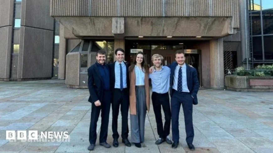 Animal Rights Protesters Acquitted at Grand National