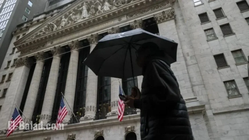 Bitcoin Hits Six-Month Low, Traders Fear Further Decline