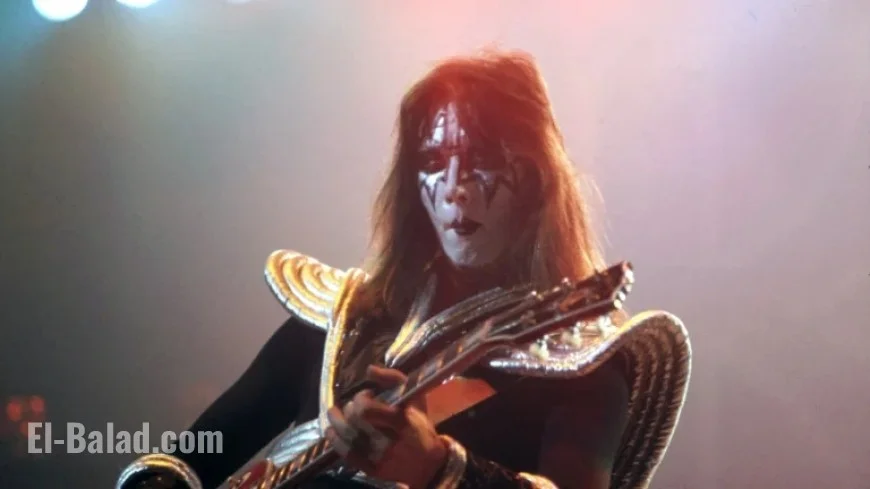 Kiss Honors Ace Frehley in First Concert After Guitarist’s Passing