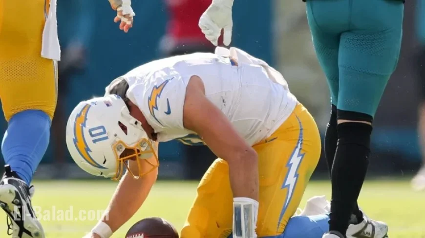 Jaguars Lead 35-6 as Trey Lance Replaces Herbert for Chargers