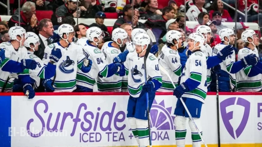 Pettersson Scores a Short-Handed Goal