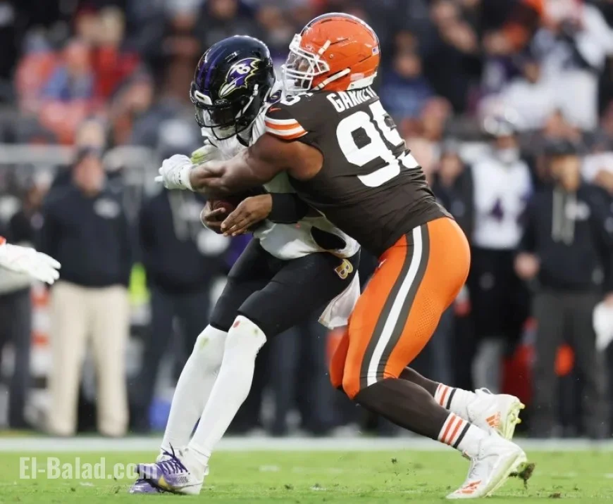 Shedeur Sanders Joins Browns as Myles Garrett, Carson Schwesinger Pursue Awards