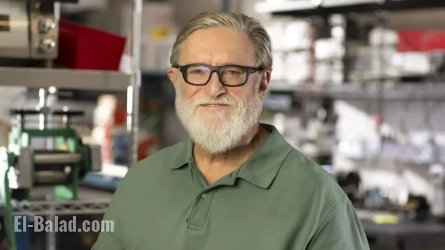 Gabe Newell Acquires 363-Foot Superyacht with Hospital, 15 Gaming PCs