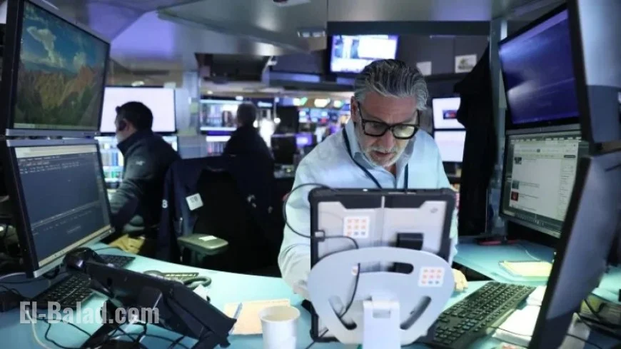 Market Tumbles as Stocks and Bitcoin Decline