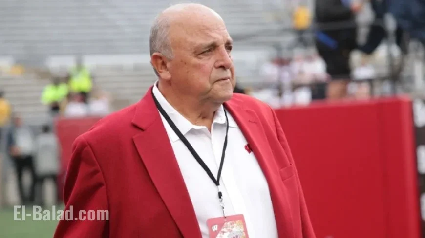 Barry Alvarez Confident: ‘Wisconsin Badgers Are Not in Rebuild Mode’