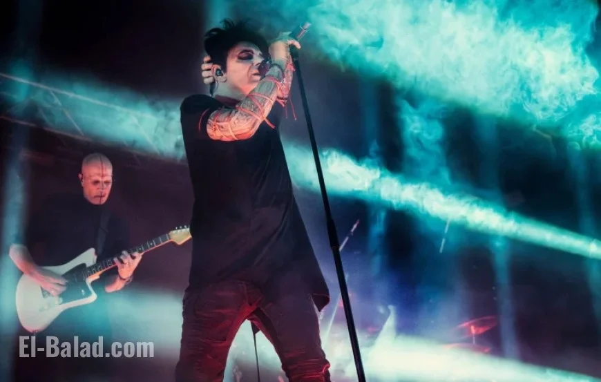 Gary Numan Cries on Stage After Receiving Devastating News