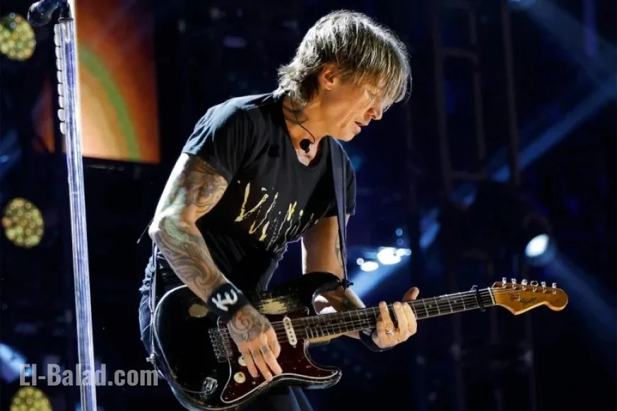 Keith Urban Performs at Mar-a-Lago, Covers Chappell Roan and Bob Marley