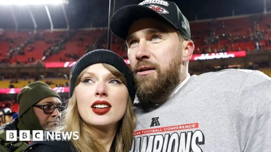 Cambridge Dictionary Chooses “Parasocial” as Word of the Year