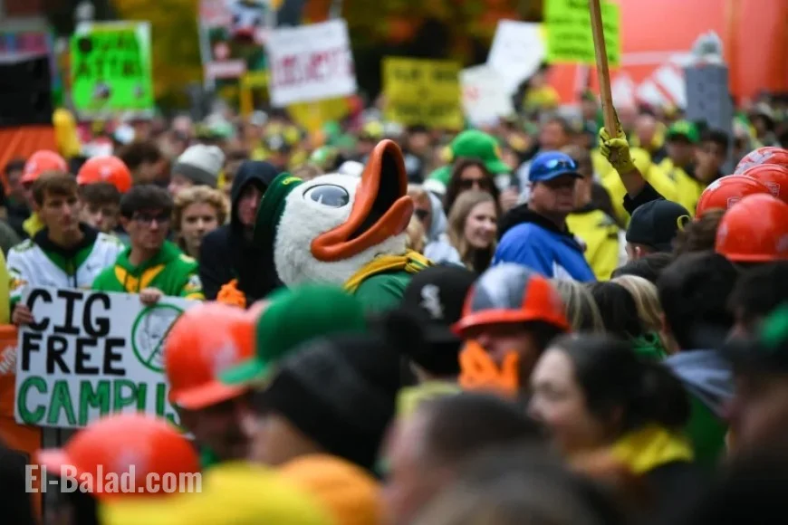 Pop Star Madison Beer Joins Justin Herbert in Eugene for ‘College GameDay’