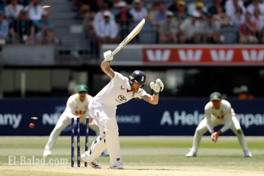 Mitchell Starc Dismisses Crawley and Root for Ducks; England in Trouble