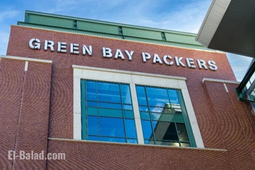 NFL Showdown: Minnesota Vikings Face Green Bay Packers in Sunday’s Key Game