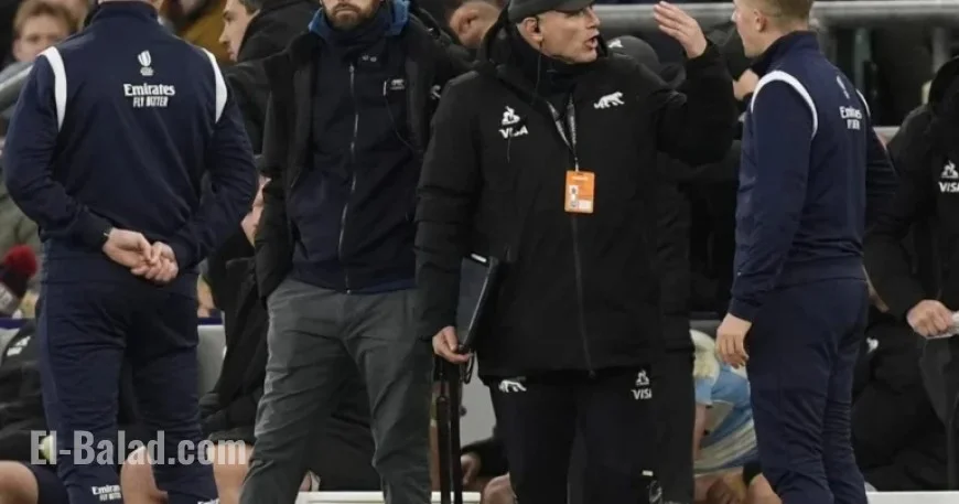 England Star Confronts Felipe Contepomi with Tunnel Hit