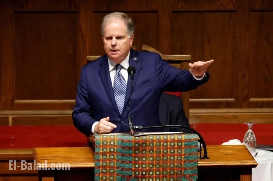 Democrat Candidate Cuts Republican Lead in Alabama – Poll Reveals