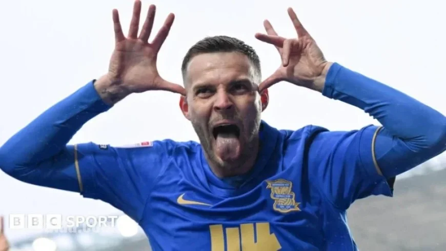 Philippe Clement’s Nightmare Start: Norwich Falls 4-1 to Birmingham City