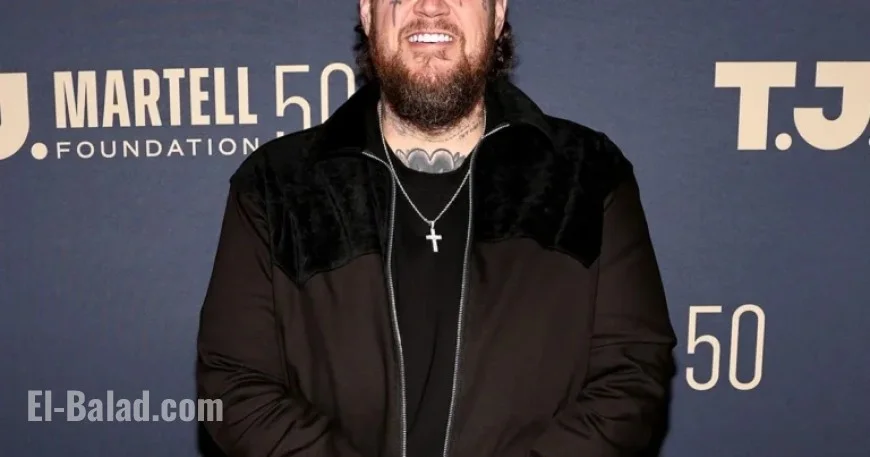 Jelly Roll Debuts Beardless Look in First Public Appearance