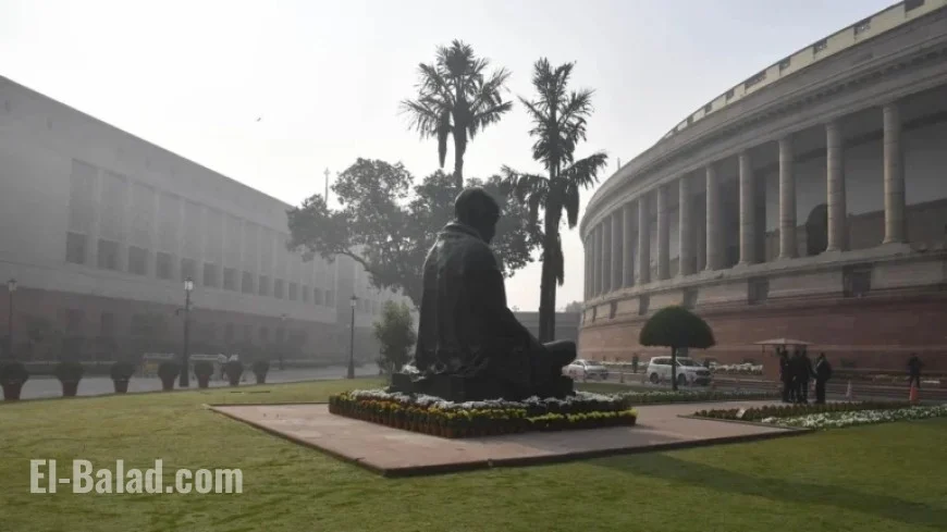 President Murmu Leads Constitution Day Celebration at Central Hall