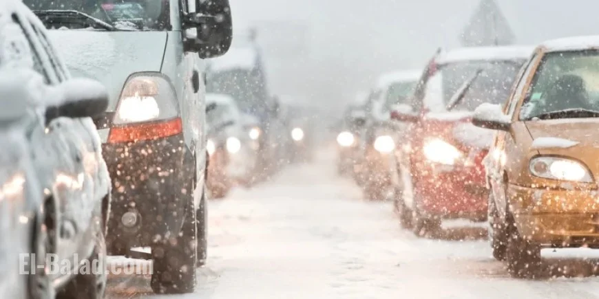 Met Office Reviews Weather Headlines: Snowfall and Unusual Warmth