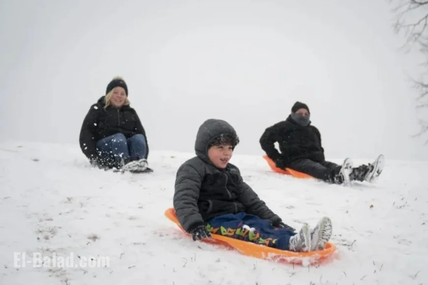 Chicago Braces for Snowfall to Ignite Holiday Spirit Saturday