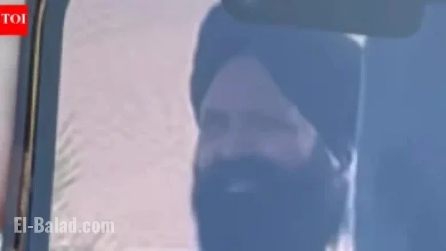 Fatal Fire Sweeps Through Hong Kong Apartment Blocks