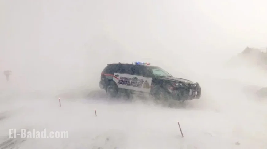 Snowstorm Triggers Closures, Strands Cars, Disrupts Snow Events on Friday