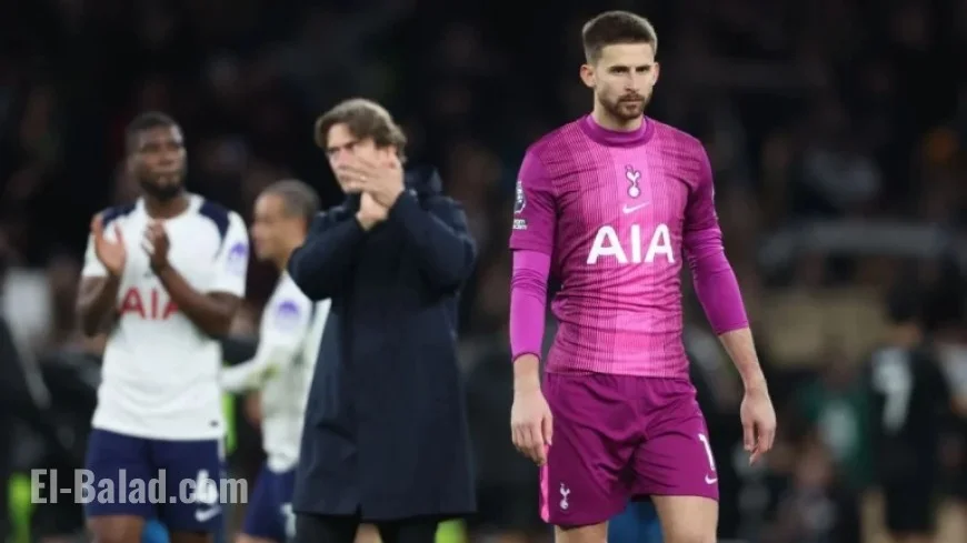 Tottenham’s Vicario Booing ‘Unacceptable,’ Says Coach Thomas Frank