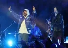 Eminem Surprises Fans with Jack White at Thanksgiving Halftime Show