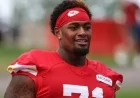 Chiefs LT Simmons to Miss at Least 4 Games Due to Wrist Injury