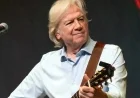 Justin Hayward Reflects on Surviving Fellow Moody Blues Members