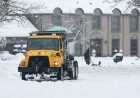 Snow and Cold Snap Close Metro Detroit Schools, Disrupt Commutes