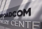 Broadcom Stock Fluctuates Despite Q4 Earnings Beat and Raise