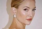 Kate Hudson Channels Goldie Hawn with Feathery Bangs
