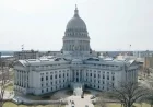 Wisconsin Redistricting Lawsuits Could Remain Unresolved by 2026 Midterms