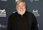 Steve Wozniak Uses Custom $2 Bills for Over 30 Years